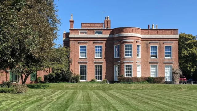 Goring Hall Hospital