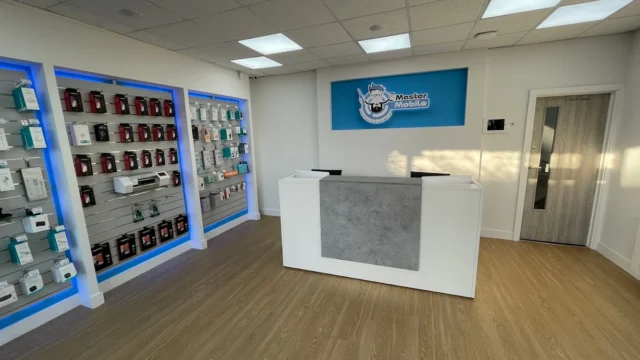 Mobile phone repair shop in Burntwood, England